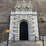 Vatican Sweet House Near Metro Cipro * Rome