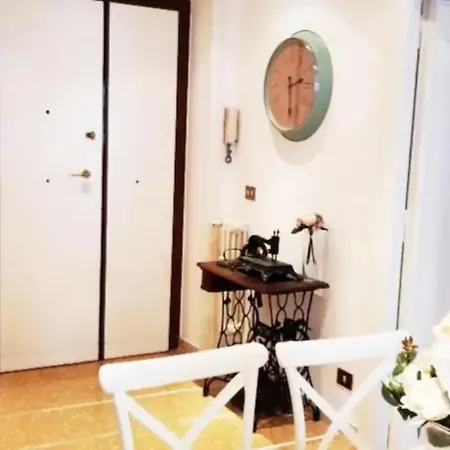 Vatican Sweet House Near Metro Cipro * ローマ